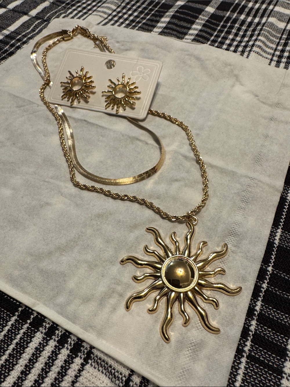 Radiant Gold Sunburst Necklace and Stud Earring Set